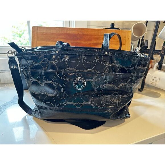 Coach Black Leather Tote Signature Stripe Stitched Baby/Commuter Bag Authentic - Picture 1 of 8
